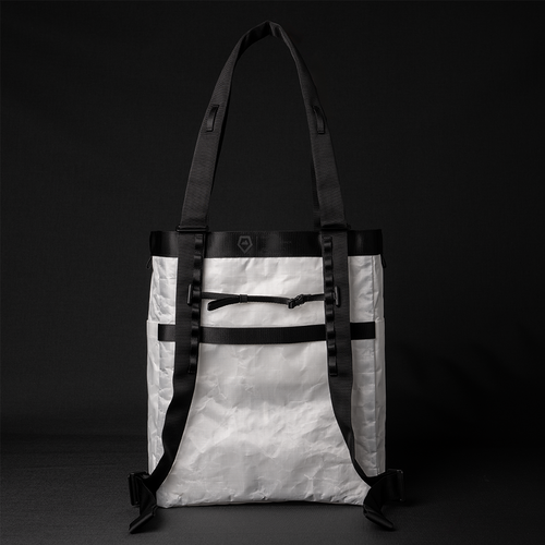 house-of-exploration-dyneema-wandrd-tote-backpack-back-straps-extended