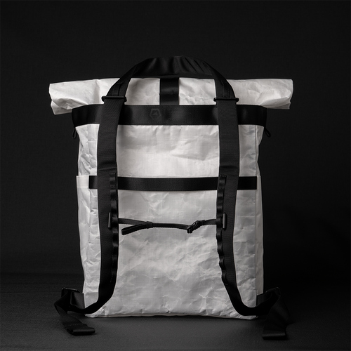 house-of-exploration-dyneema-wandrd-tote-backpack-back